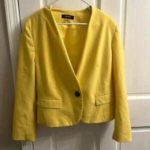 Nine West blazer in yellow. Size 14